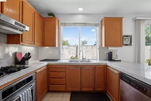 1221 Andrea Way, Vallejo, CA 94591 - Photo 8