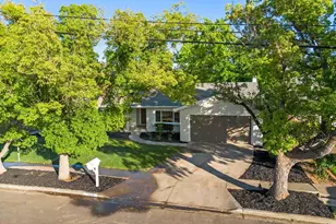1948 Risdon Rd, Concord, CA 94518 - Photo 4