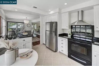 3142 Rossmoor Pkwy #2, Walnut Creek, CA 94595 - Photo 10