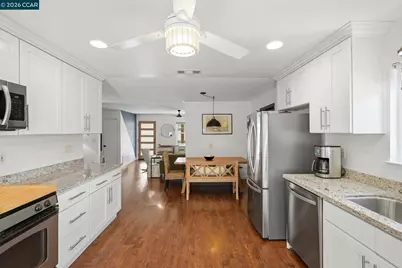 2363 Hemlock Ave, Concord, CA 94520 - Photo 12