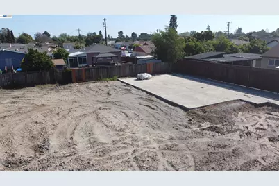867 Lewelling Blvd, Ashland, CA 94541 - Photo 26