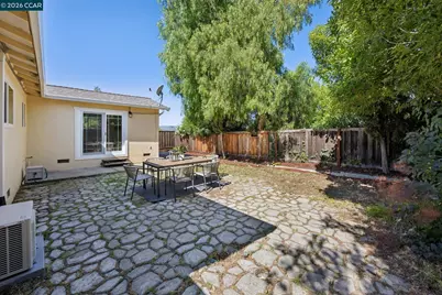 3706 Edmonton Way, Concord, CA 94520 - Photo 40