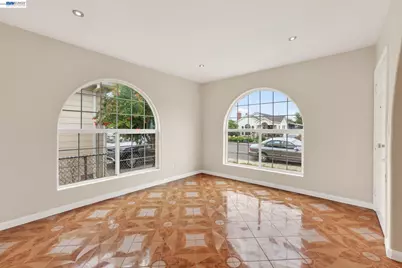 25468 Belmont Ave, Hayward, CA 94542 - Photo 4