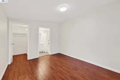 25468 Belmont Ave, Hayward, CA 94542 - Photo 12