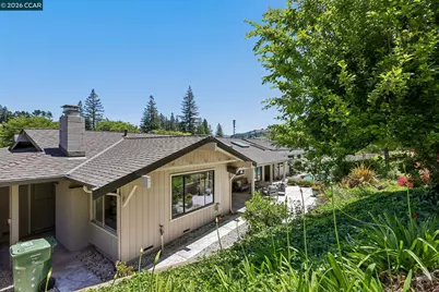 128 Corliss Dr, Moraga, CA 94556 - Photo 34