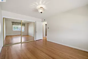 930 Castle St, San Leandro, CA 94578 - Photo 32
