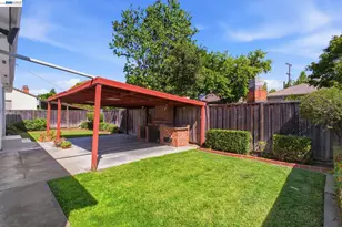 930 Castle St, San Leandro, CA 94578 - Photo 38
