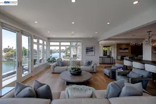1235 Hawthorne St, Alameda, CA 94501 - Photo 42