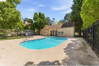 605 Forest Run, Hercules, CA 94547 - Photo 28