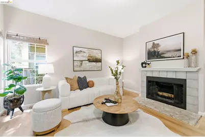 605 Forest Run, Hercules, CA 94547 - Photo 2