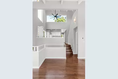 10 Sereno Cir, Oakland, CA 94619 - Photo 8