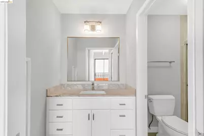 10 Sereno Cir, Oakland, CA 94619 - Photo 20