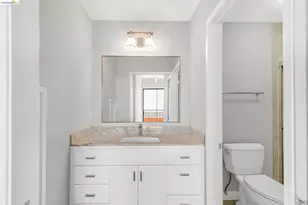 10 Sereno Cir, Oakland, CA 94619 - Photo 20