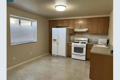 1324 Francis St, Crockett, CA 94525 - Photo 16
