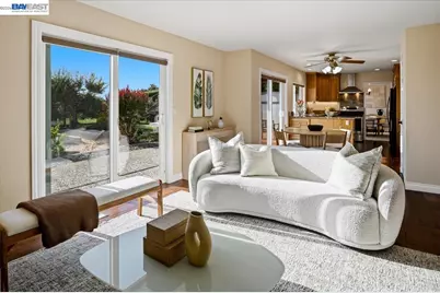 6086 Bellingham Dr, Castro Valley, CA 94552 - Photo 22