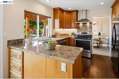 6086 Bellingham Dr, Castro Valley, CA 94552 - Photo 16