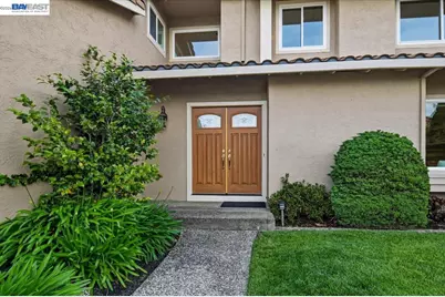6086 Bellingham Dr, Castro Valley, CA 94552 - Photo 6