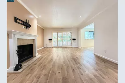 886 Valley Run, Hercules, CA 94547 - Photo 8