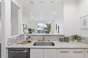 35510 Monterra Terrace, Union City, CA 94587 - Photo 12