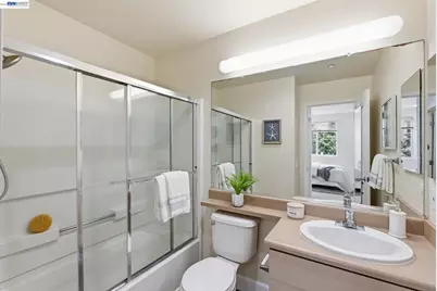 35510 Monterra Ter #201, Union City, CA 94587 - Photo 22