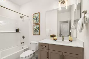 28970 Parkridge Loop, Hayward, CA 94544 - Photo 24