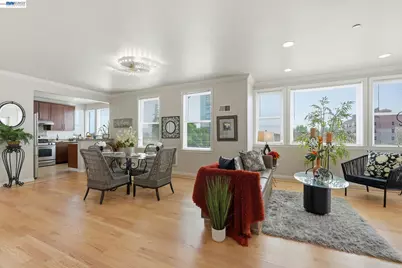 252 International Blvd #303, Oakland, CA 94606 - Photo 12