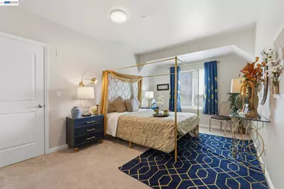 252 International Blvd #303, Oakland, CA 94606 - Photo 32
