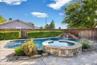 2133 Pleasant View Lane, Livermore, CA 94550 - Photo 58