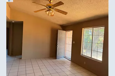 1753 Carpenter Rd, Modesto, CA 95351 - Photo 4