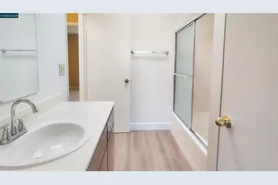 3161 Birmingham Dr #205, Richmond, CA 94806 - Photo 12