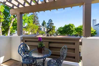 57 Mozden Ln, Pleasant Hill, CA 94523 - Photo 10