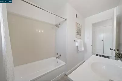 2282 Charlotte Ave, Concord, CA 94518 - Photo 32