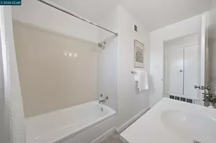 2282 Charlotte Ave, Concord, CA 94518 - Photo 32
