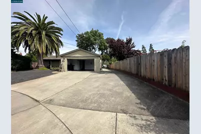 1941 Rainier Ct, Martinez, CA 94553 - Photo 2