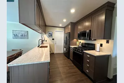 1941 Rainier Ct, Martinez, CA 94553 - Photo 24