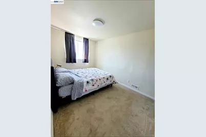 896 Lausanne Avenue, Daly City, CA 94014 - Photo 22
