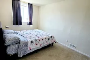 896 Lausanne Ave, Daly City, CA 94014 - Photo 22