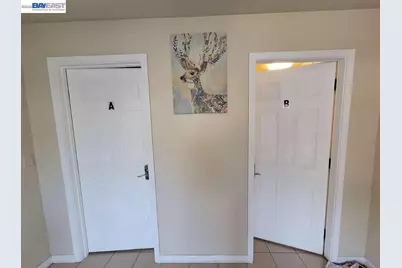 896 Lausanne Avenue, Daly City, CA 94014 - Photo 2