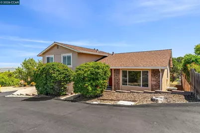 2240 Westwood Ln, Pittsburg, CA 94565 - Photo 2