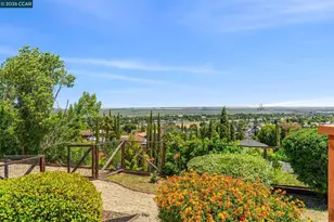 2240 Westwood Ln, Pittsburg, CA 94565 - Photo 50