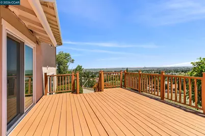 2240 Westwood Ln, Pittsburg, CA 94565 - Photo 40