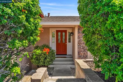 2240 Westwood Ln, Pittsburg, CA 94565 - Photo 4