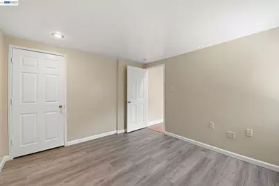 15274 Inverness St, San Leandro, CA 94579 - Photo 10