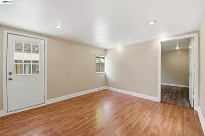 15274 Inverness St, San Leandro, CA 94579 - Photo 8