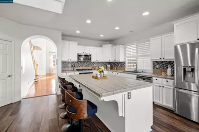 50 Cognac Cir, Sacramento, CA 95835 - Photo 8