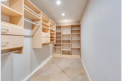 6048 Chelton Dr, Oakland, CA 94611 - Photo 30