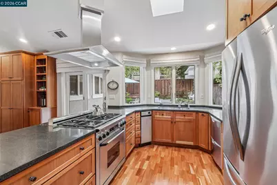 40 Marseille Ct, Danville, CA 94506 - Photo 12