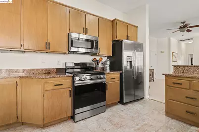 300 Winesap Dr, Brentwood, CA 94513 - Photo 8