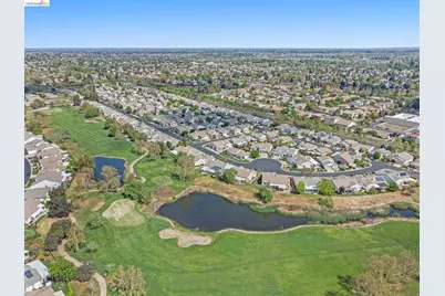 300 Winesap Dr, Brentwood, CA 94513 - Photo 22