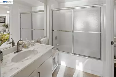 6363 Christie Ave #1813, Emeryville, CA 94608 - Photo 38